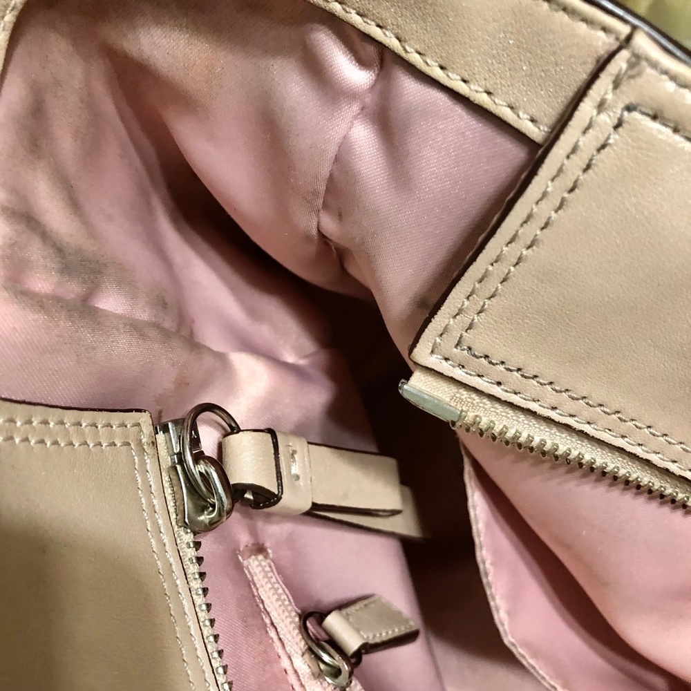 Authentic Coach Cream Leather bag - Picture 7 of 13